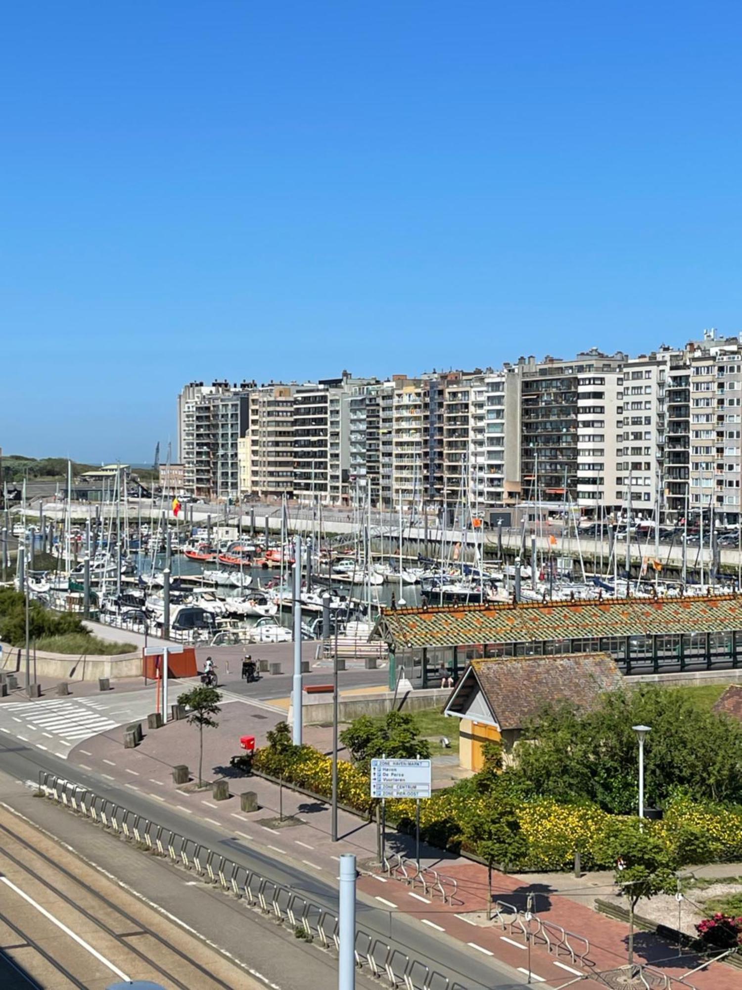 Molo Roof - Stylish Penthouse With Marina View Blankenberge Within Walking Distance From The Sea - 15 Km From Bruges Apartman Kültér fotó