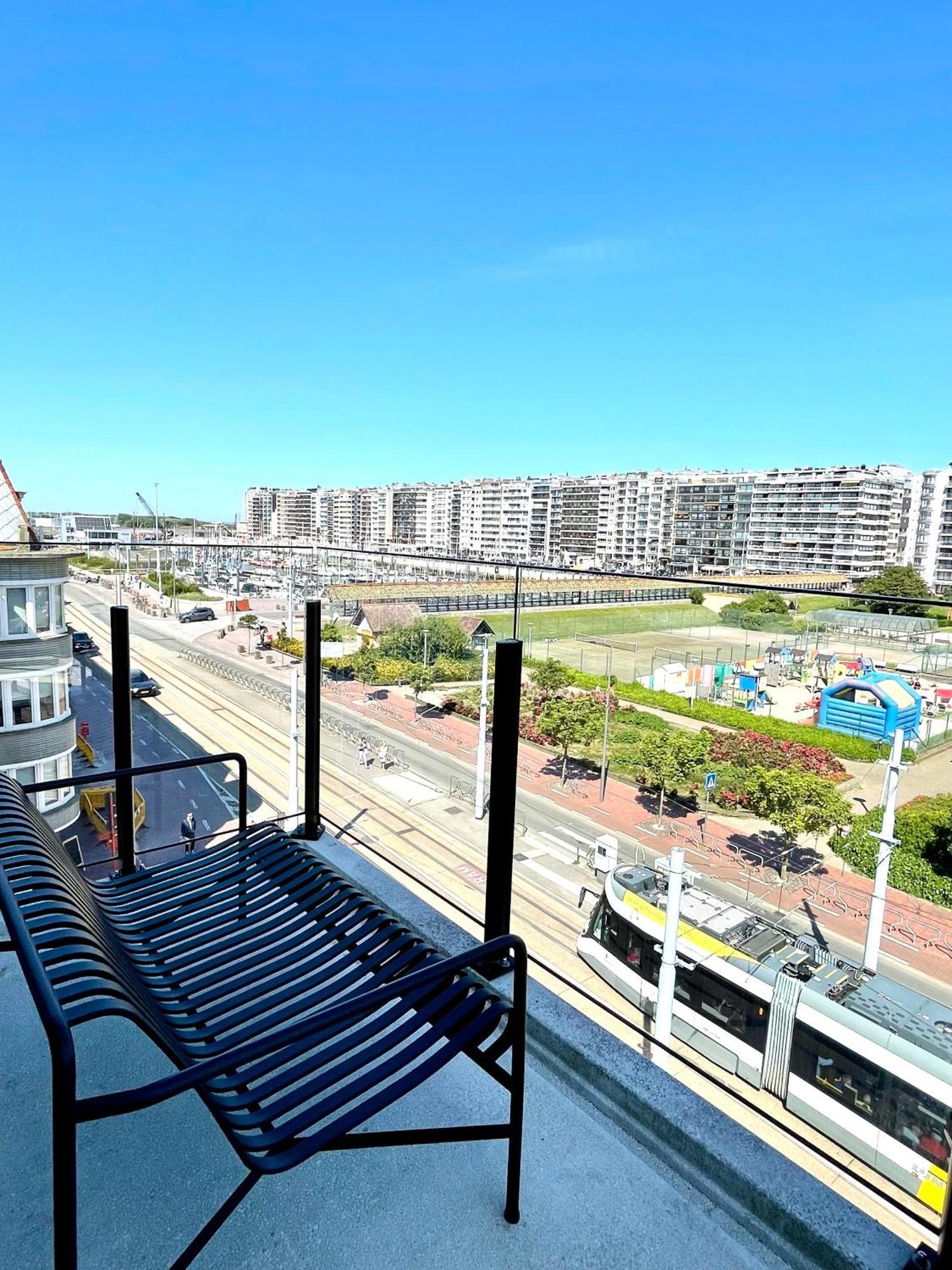 Molo Roof - Stylish Penthouse With Marina View Blankenberge Within Walking Distance From The Sea - 15 Km From Bruges Apartman Kültér fotó