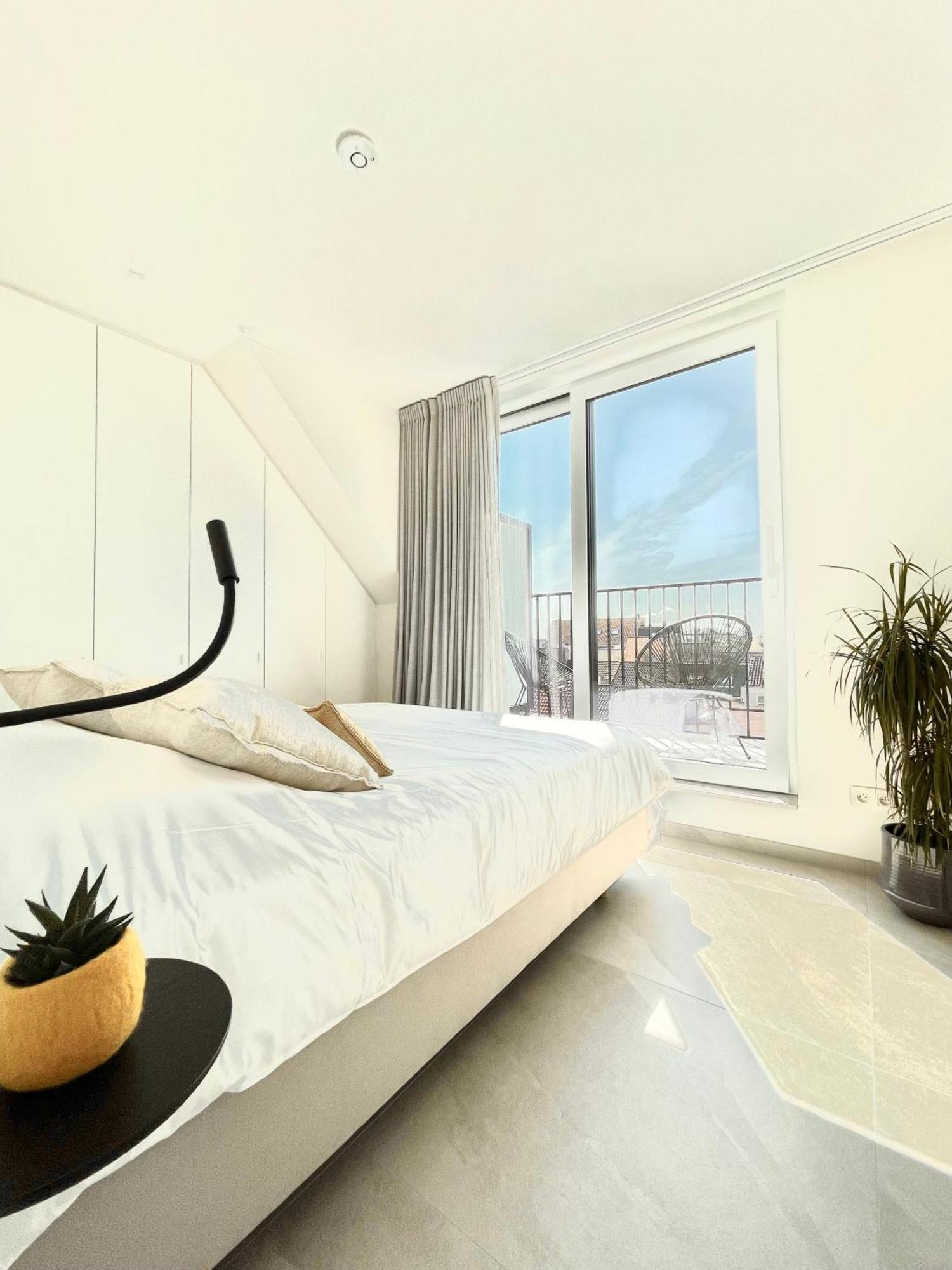 Molo Roof - Stylish Penthouse With Marina View Blankenberge Within Walking Distance From The Sea - 15 Km From Bruges Apartman Kültér fotó